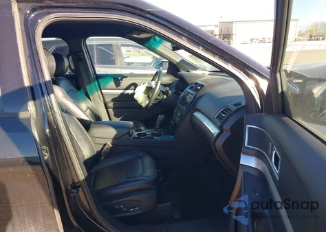 2017 Ford Explorer Xlt z USA, uszkodzony, nr VIN 1FM5K7DH1HGA42121